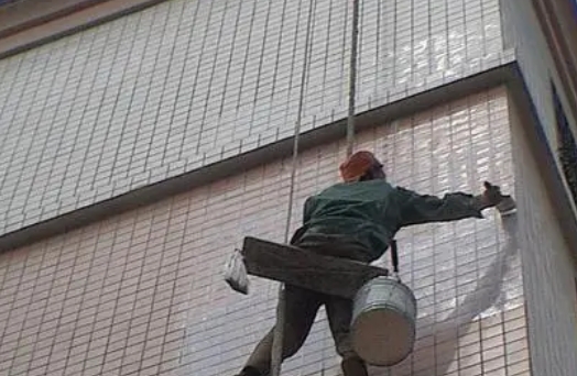 阳江市卫生间漏水维修公司分享下阳江市外墙防水的必要性。